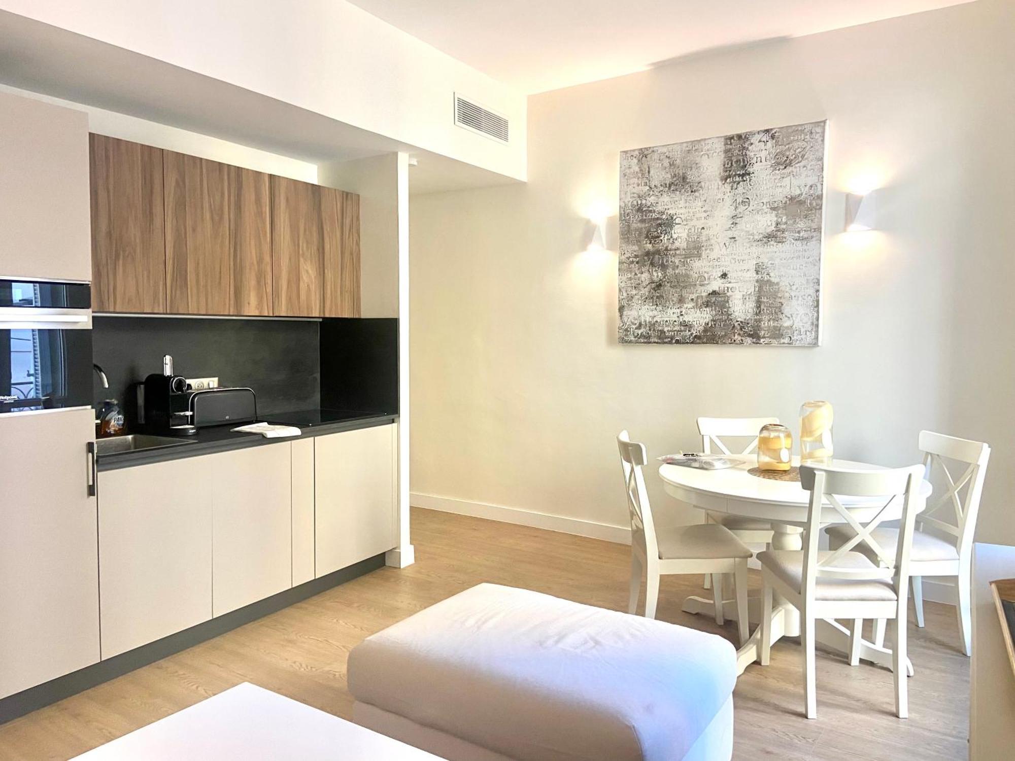 Property With Style - Rue Meynadier - 350M Palais & Beach! คานส์ ภายนอก รูปภาพ
